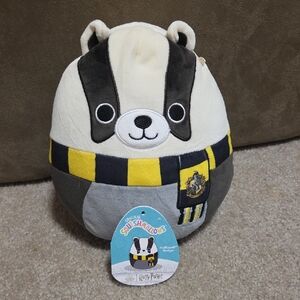 Squishmallows Badger Plush Toy - Cream, Black, Gray, Yellow